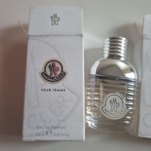 Moncler Pour Femme miniature bottle gift set parfum - Picture 3 of 3